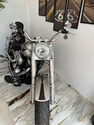 HARLEY-DAVIDSON FAT BOY FLSTF 